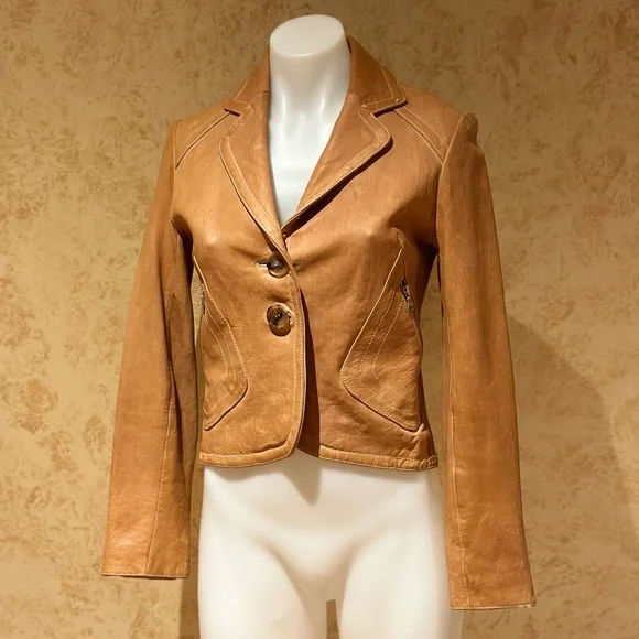 Andrew Marc - Camel color -cropped- Distressed Leather Blazer Jacket - Picture 2 of 10